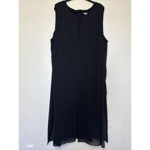 Avenue Dress Black shift dress sleeveless W/sewn in long sheer cape size 30/32